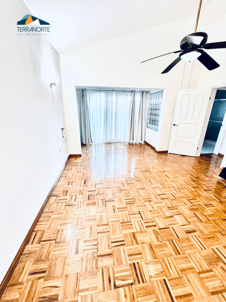 0199632F-4072-4E51-85F3-14221B7F8586