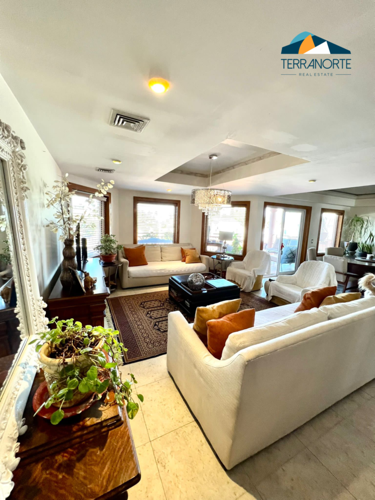 1C322313-E261-4E93-9E25-9F6269917DB0