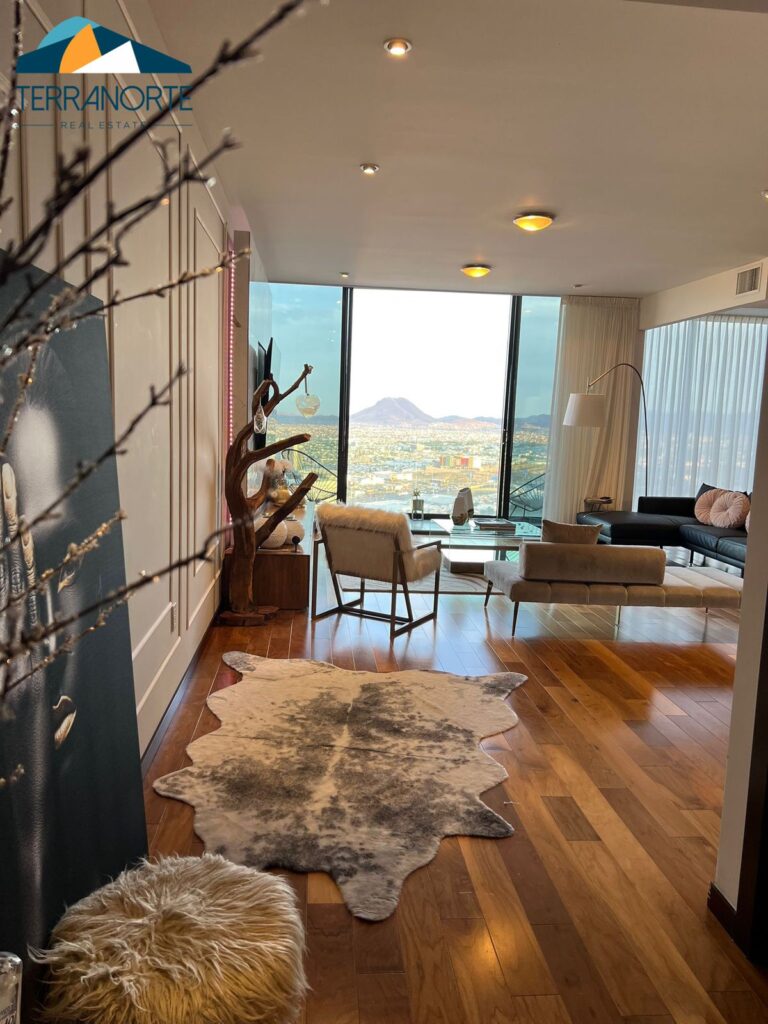 30BF6483-EFE7-42D8-9F95-A57E700DA049