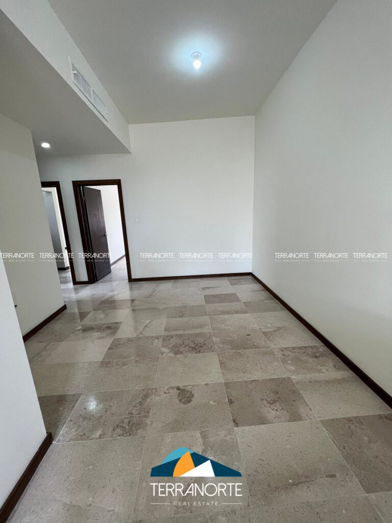 52E487FB-A4A0-4103-86BC-AB839FCE075D