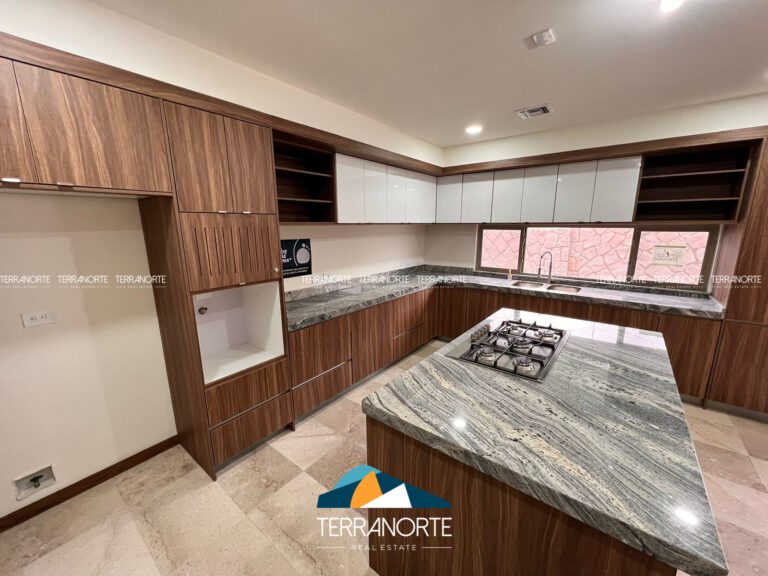 67EDD3F8-9DB2-424D-8236-D6FCE53F0F7C