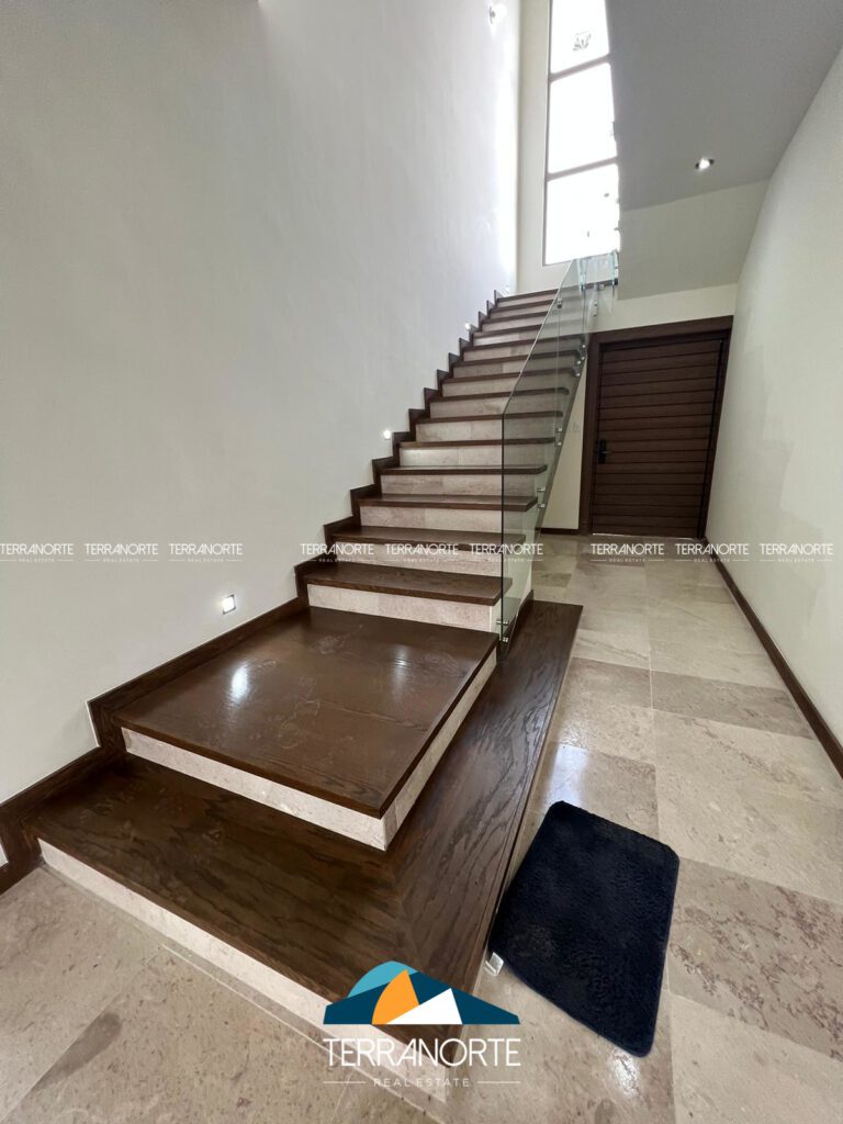 B76C82D2-70DF-4BA1-A92D-BECFC1FE1DB9