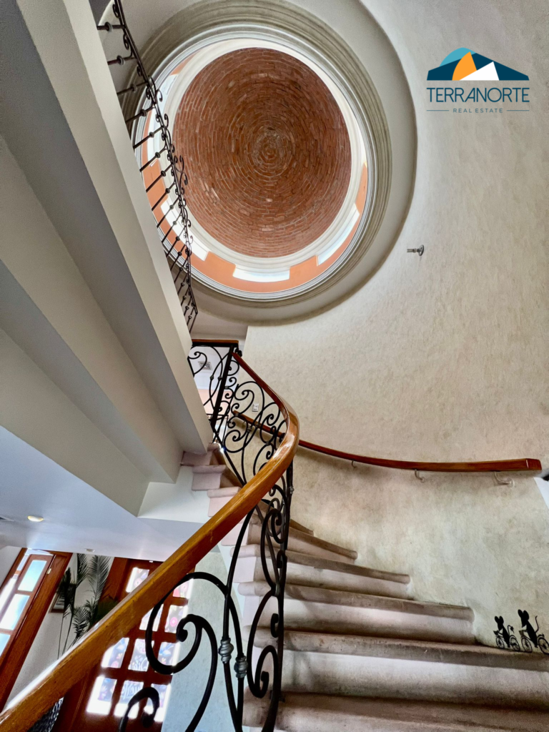 D835B881-790D-41E2-8FE0-632B772C7D1C