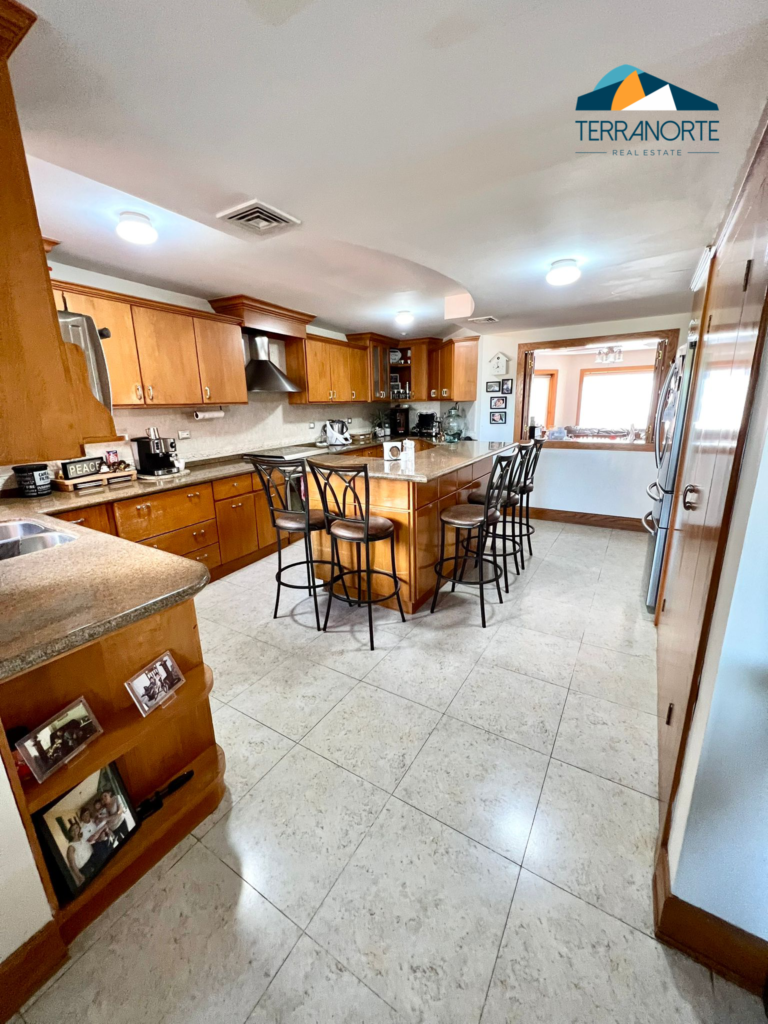 E7FDC2ED-12E6-48F1-B187-106E70FCCC2B