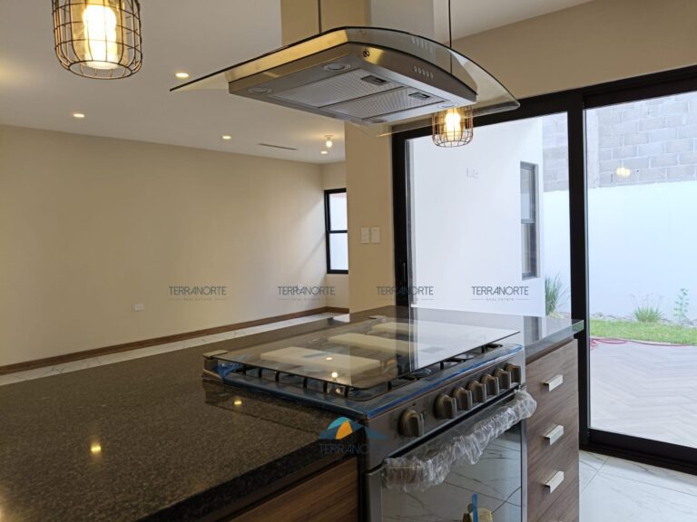 15ebccb2-139b-4a62-ad12-582f42666086