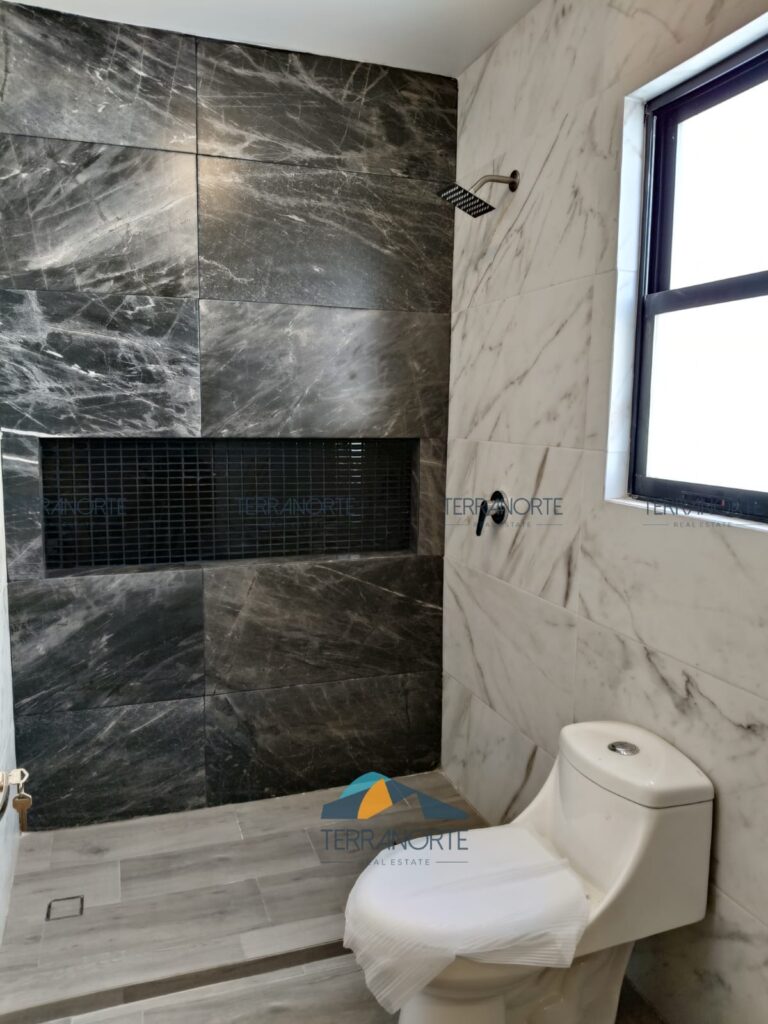 200cef2d-e639-499d-83b7-2d03153c33c7