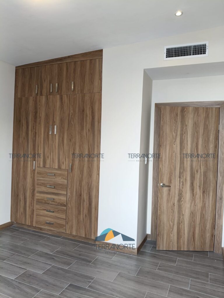 578c9ab7-260f-4653-b493-ed05c7983e3a