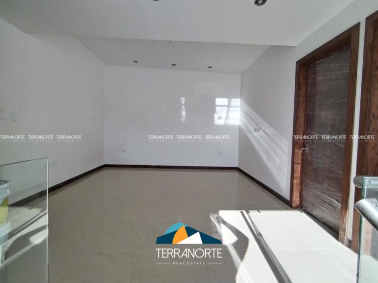 596DE010-520D-441C-97A4-781C4BA0A76E