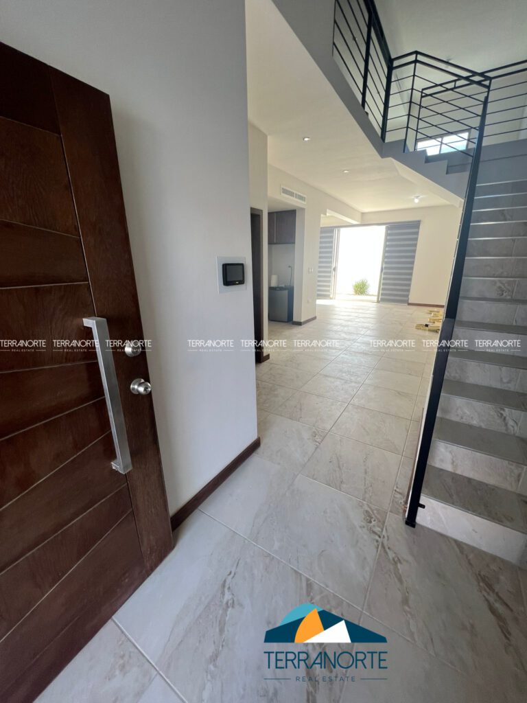 6FD3E9C7-92EF-4E75-9F80-BF86D0BEF7AD