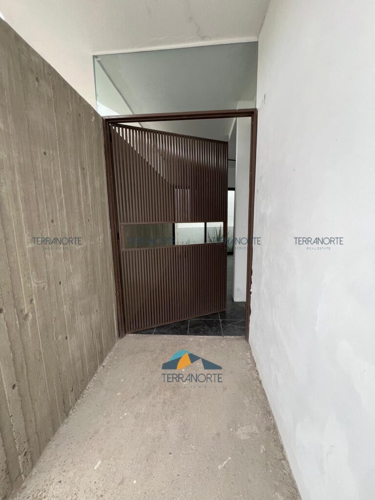 6b4a6600-382a-42c1-9f54-609ea5a91716