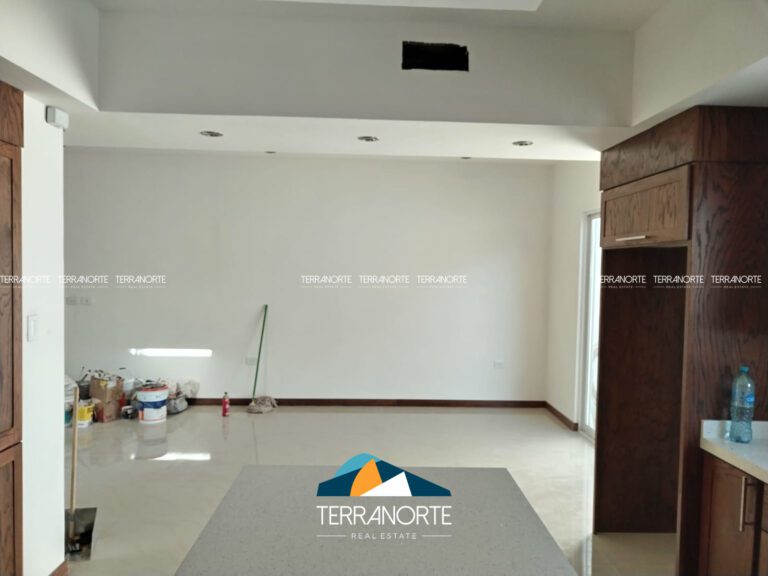 730E8C18-82B7-4252-A3D0-19148EC727FE