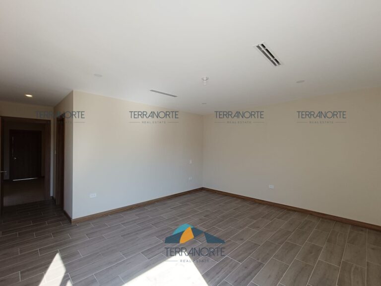 9c5f14dd-5c2b-4774-bbc4-3a11b6f56128