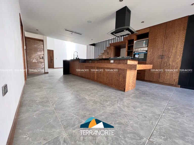 C9CE087C-4DA8-4910-A6E3-F1D7488E1C59