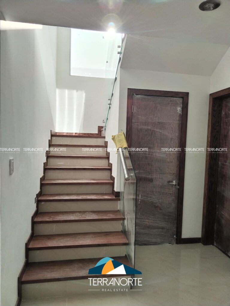 CEF608D6-8E53-4C39-A36F-8B50FE1B7AEC