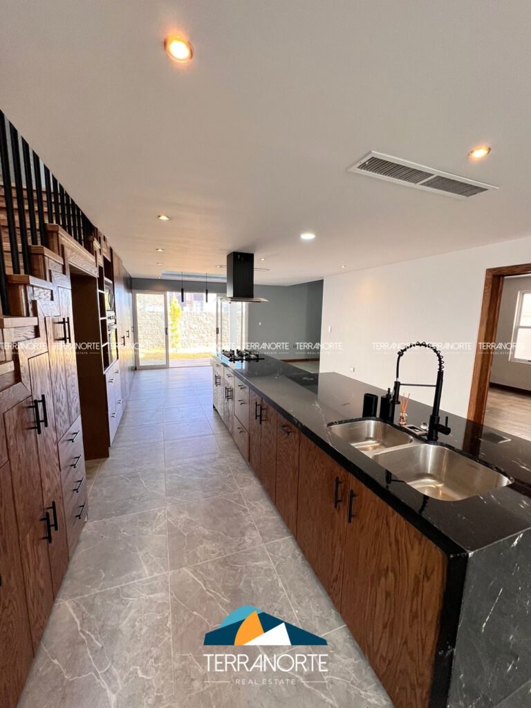 E71C831C-9484-4E06-AD4C-CB4777CD6A4B