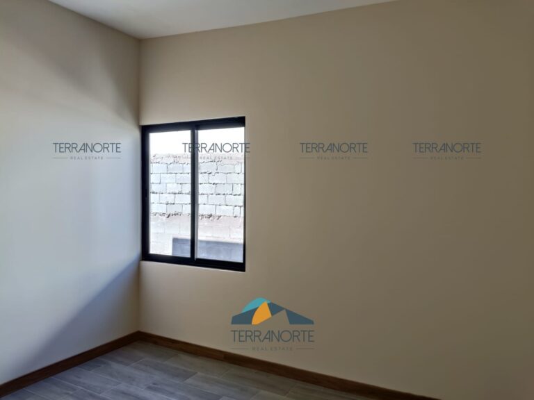 b17ea853-213c-4e35-a263-1e8cedbaab84