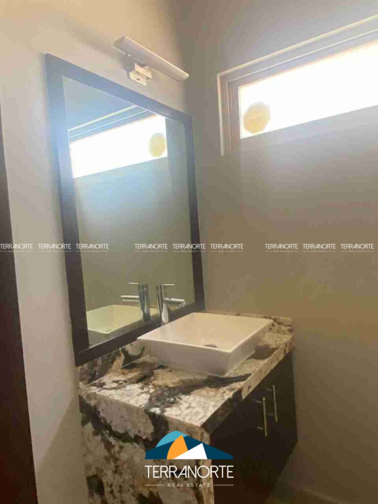 04716C48-C4B3-4709-BD9F-EED335F9C017