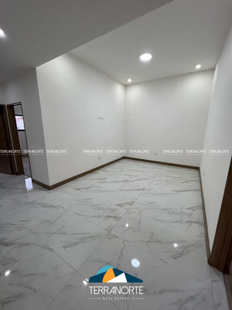 1477C9A0-EAD6-4F5C-93FE-2EE80A623A34