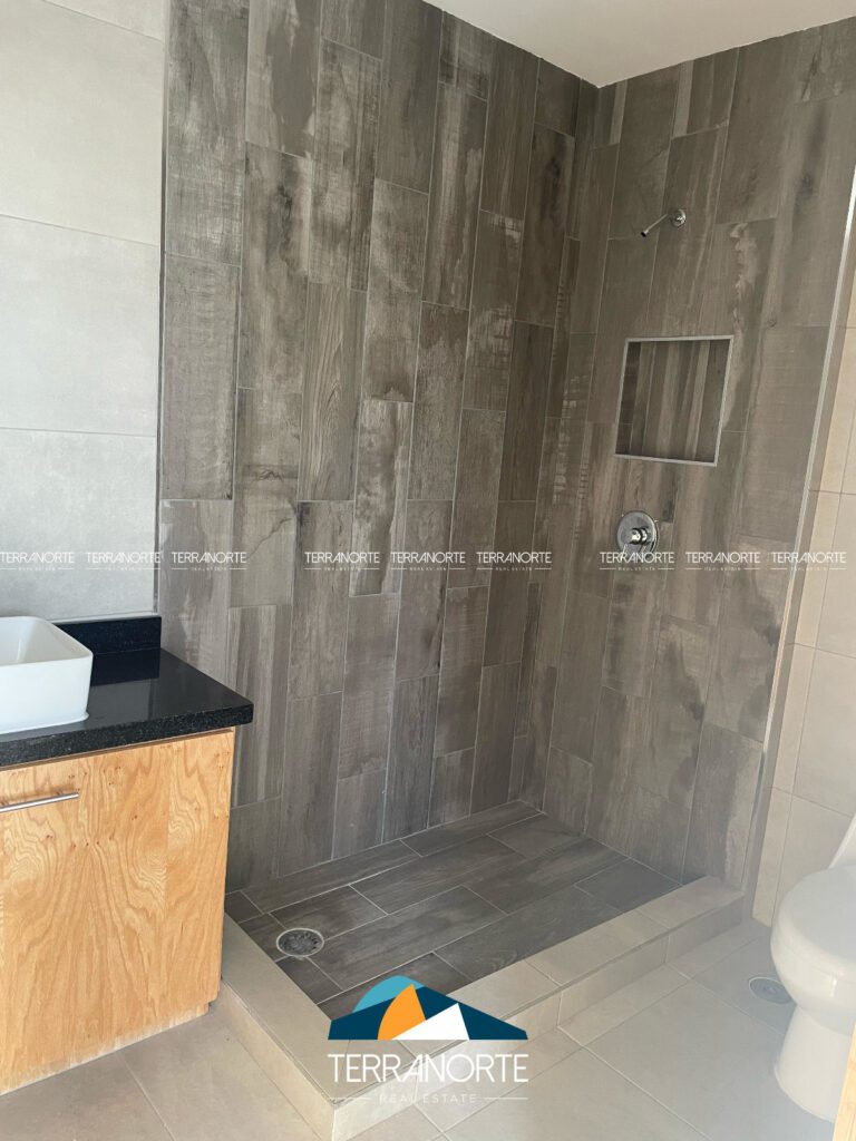 162E7964-FC87-4059-A2B4-EE6690F36E7F