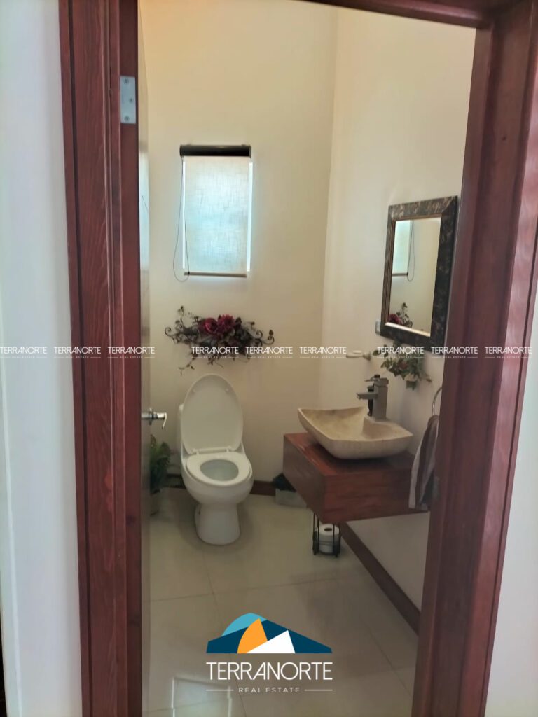 396B7F71-4844-4067-9CE0-B884776F1599