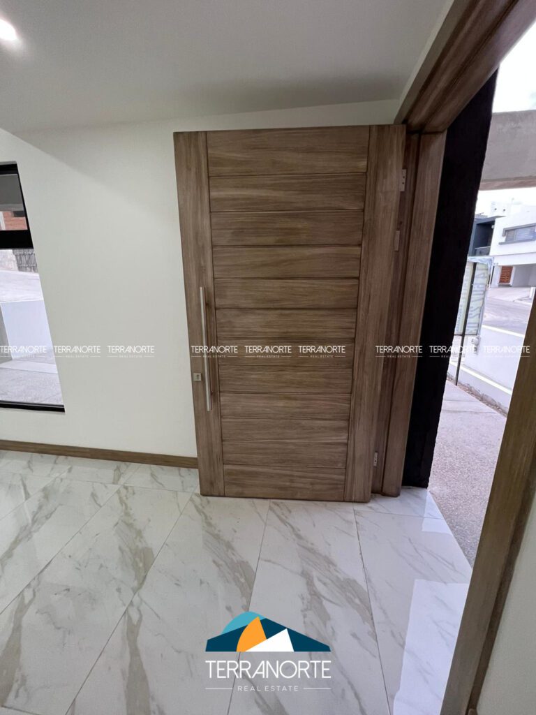 48915741-FA74-4C52-8D43-860244FCE199