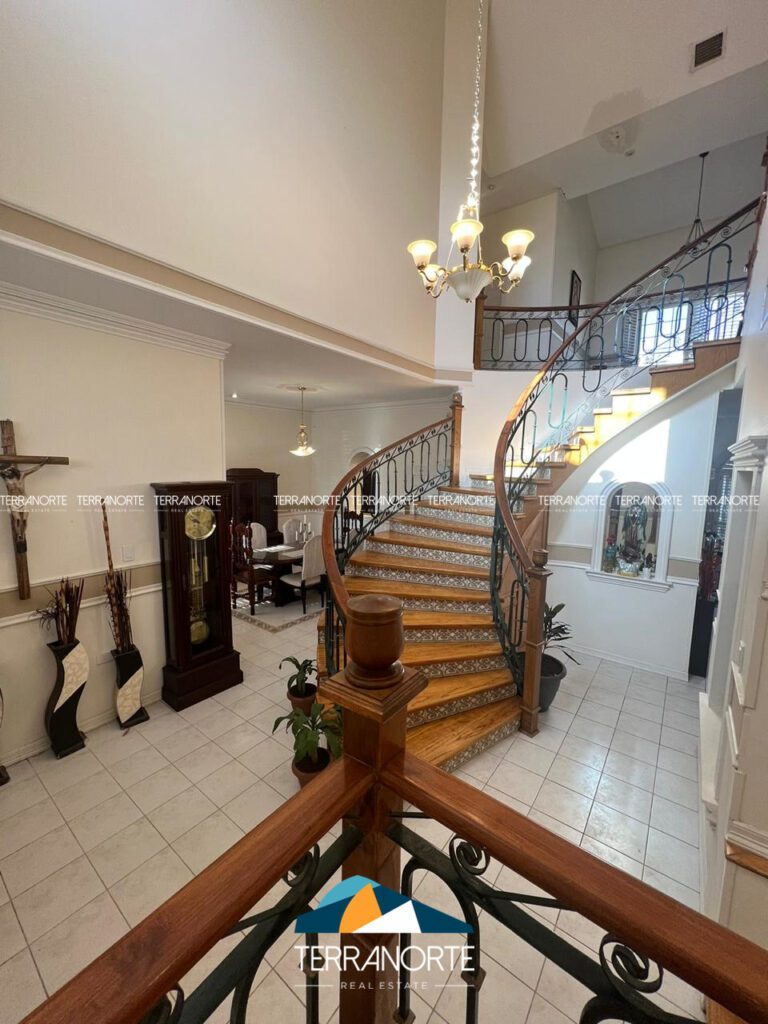 4E0ED673-ADE1-45D8-B49A-B21A092C1276