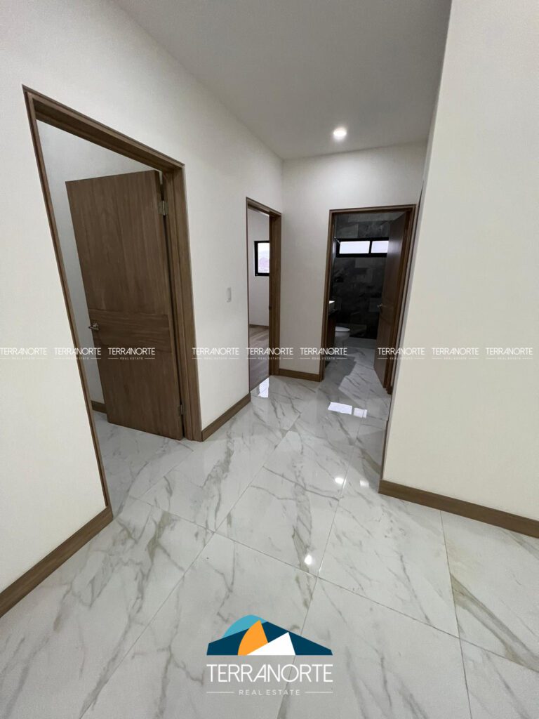 4EA60981-EB86-4920-BD83-618B2339664A