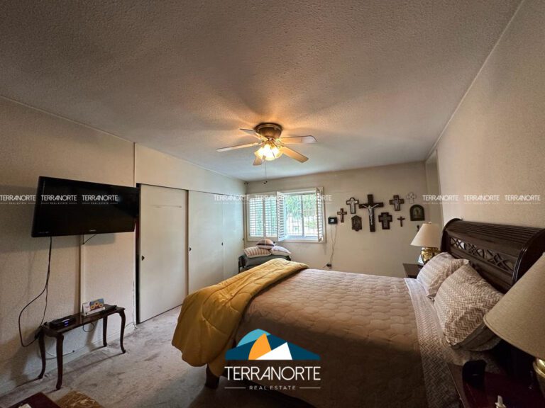 53FD2B7B-9E7A-4555-A015-93E1E1EB9821