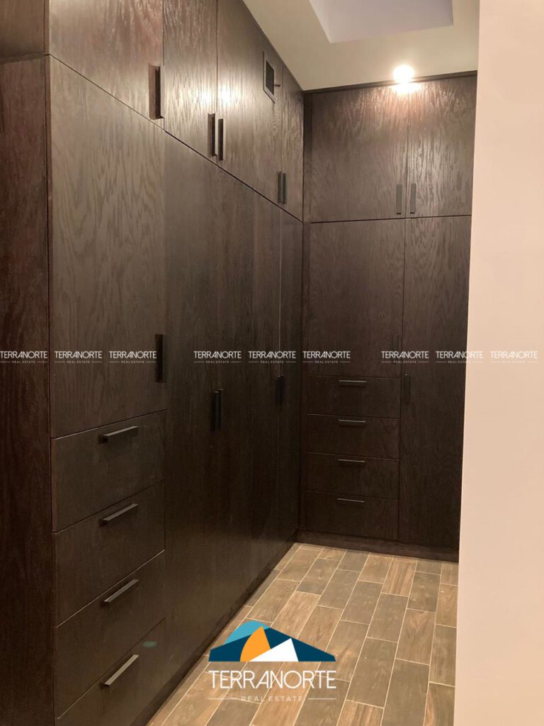 575EC301-80FE-4D02-844A-929CFDB51BB3