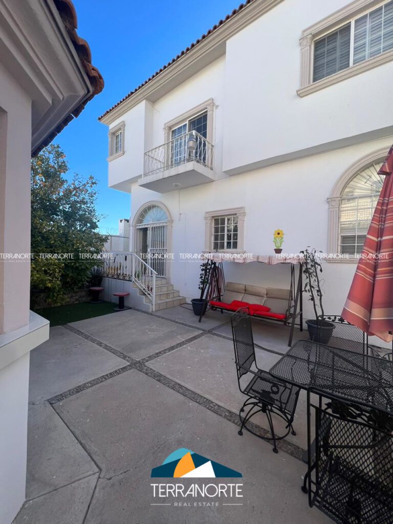 78E7DE75-F7D8-499B-9DF5-FD1EB64B8AA2