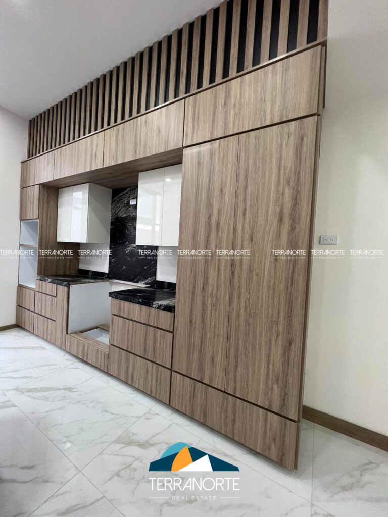 A8959F7B-2A7B-49CD-B1FD-17D7062D06F8