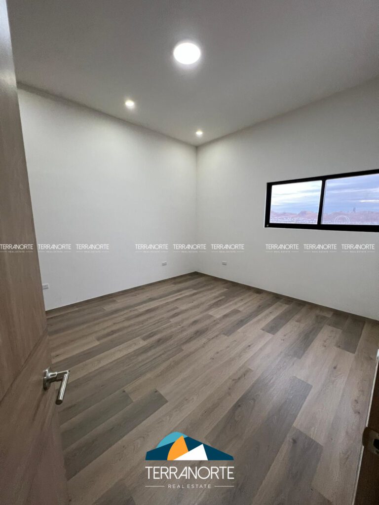 FA5CDD76-9608-409B-8E47-3377F2E5E885