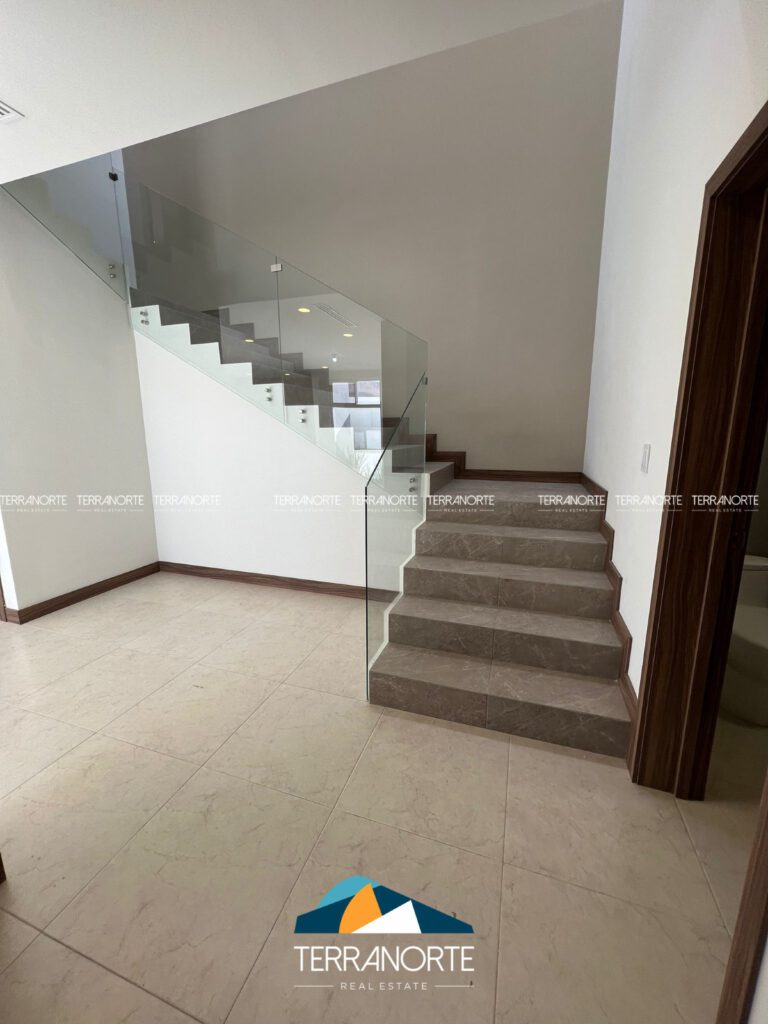 17631694-A27A-42A1-BA2F-0E7C93C59DDF