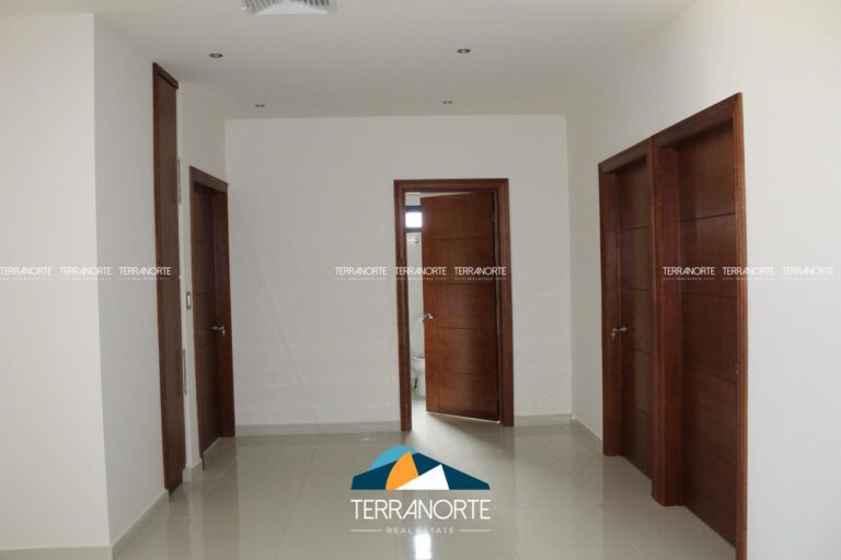 1A9A080F-2E8E-48C3-BF0D-13D66BCCB981