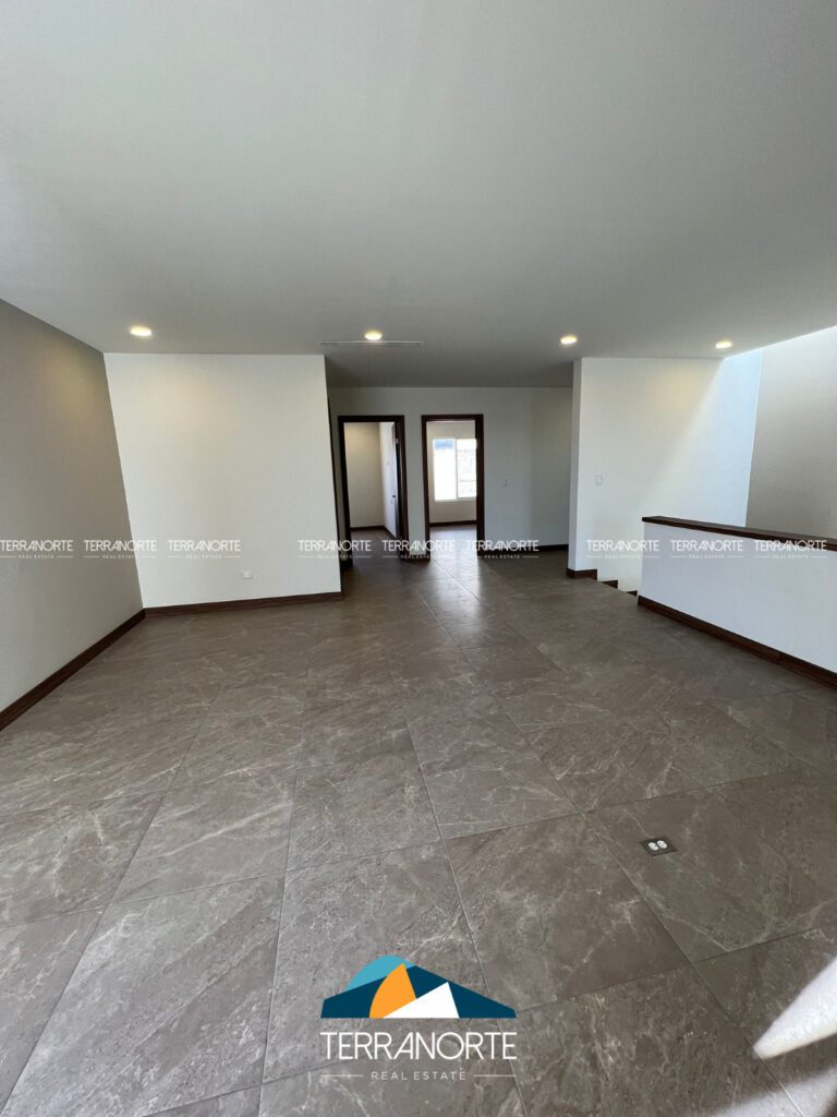 1D881EB8-28BB-4A08-818A-8CB42F90D48C