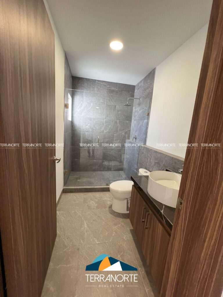 20C85896-D3A6-499A-9148-3B79020DCC5E