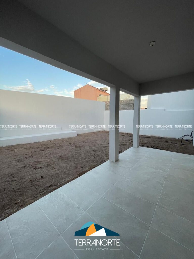 24000E29-C362-4F80-8B2D-7AE418D62884