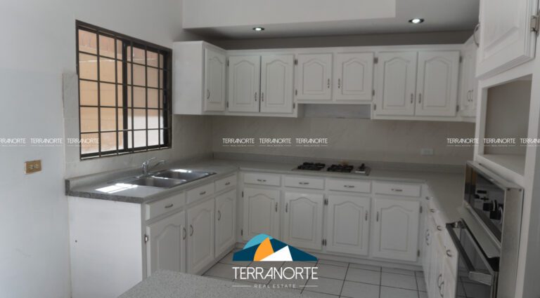 2B8A6110-D591-41D2-82DE-233BBA2B9D70