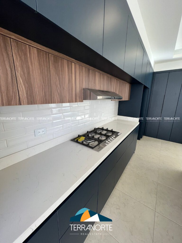 60A43400-7BC5-4D0E-8CD3-C77C01BE7D0A