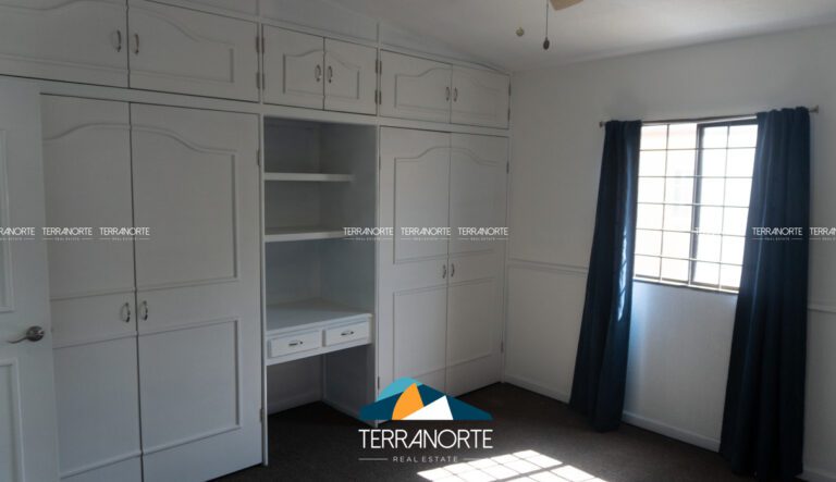 7407BEC2-53A3-4D35-8035-F9A6076BF4DF