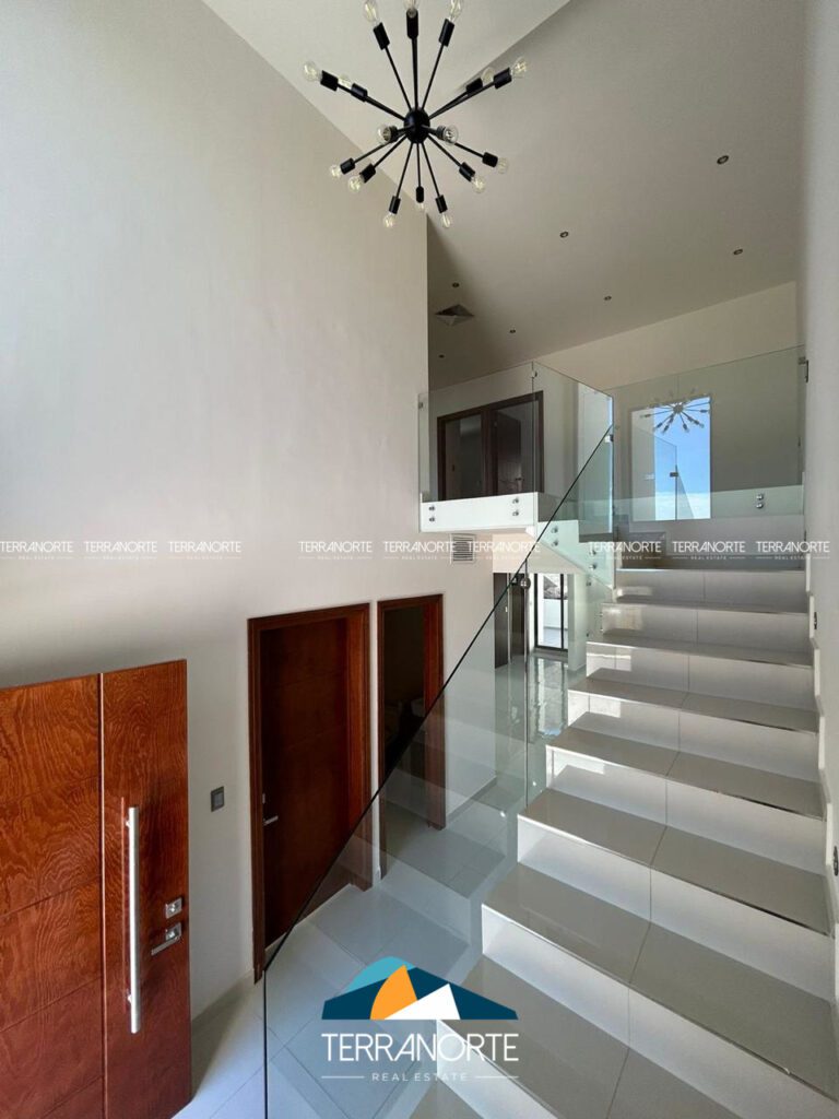 780570AF-B7E0-438B-9E1B-BFC0F8558200