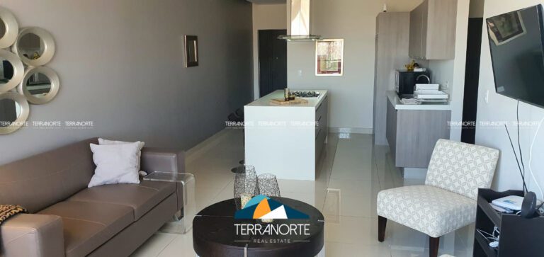 7F439294-5591-4617-BF40-DC46B1AF9111