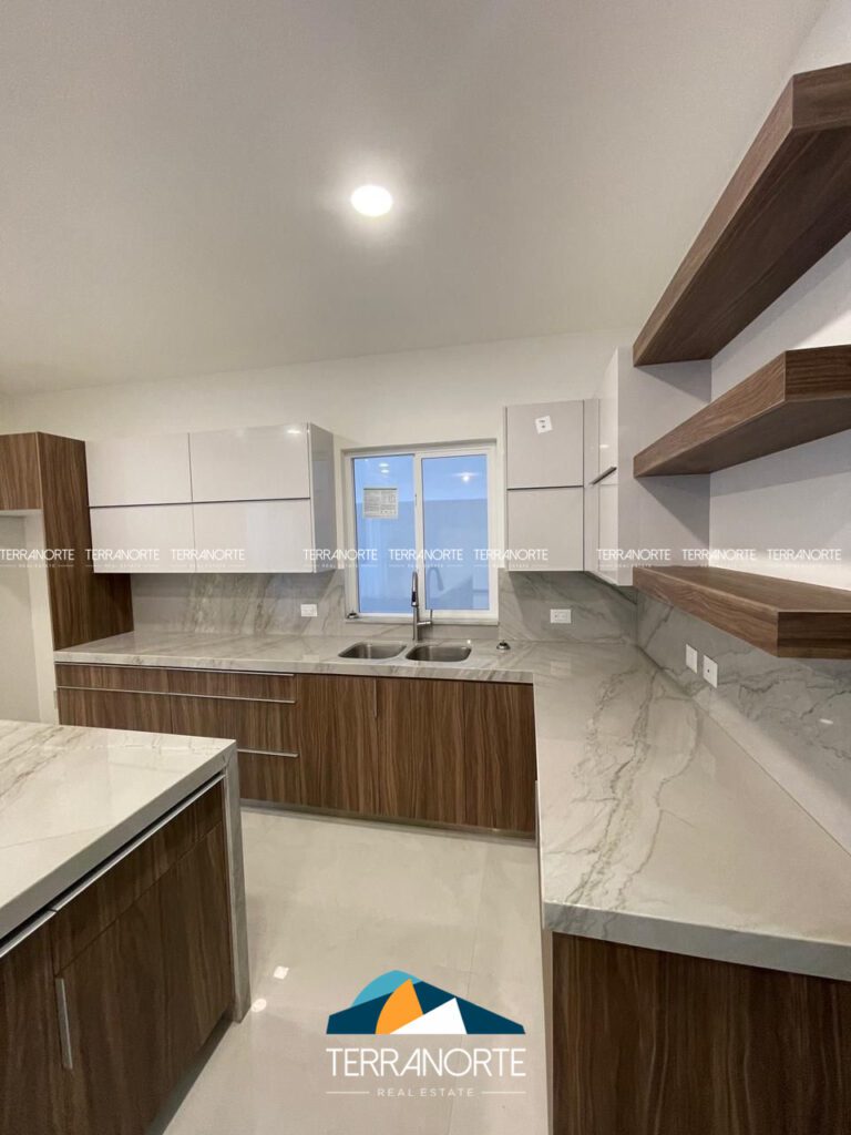 87C6D6D8-927D-4C0E-BE27-F55A2FF49A5E