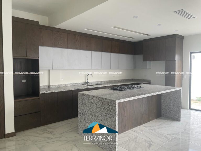 8F18AA6D-29E9-4321-A4D0-DB342938C75D