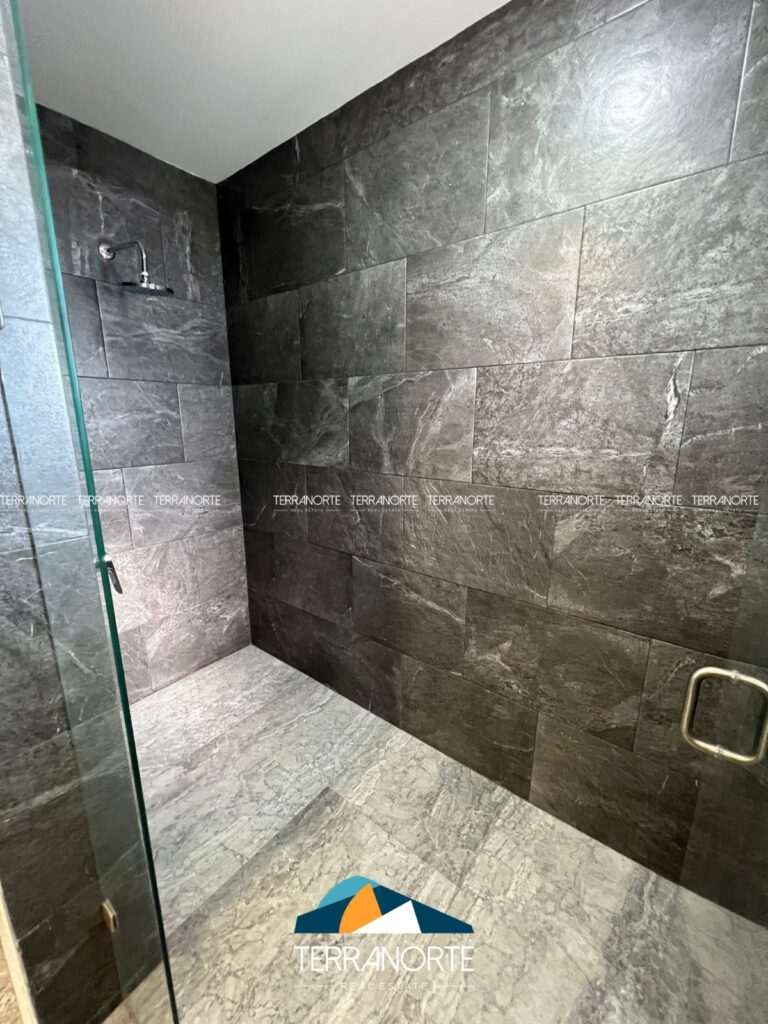 B0545E17-5ADD-46A6-B991-87FDC41F21C7