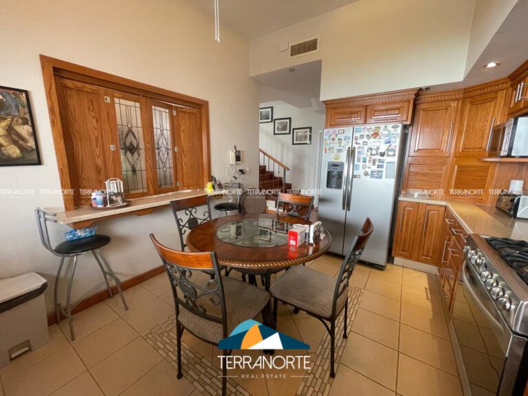 B896A5DC-AF8B-47C6-8CBB-44457CFD05AE