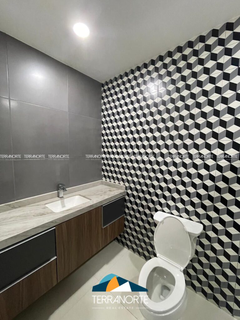 BB4C3614-F246-4AB7-A6AC-F6655BEF6DC5