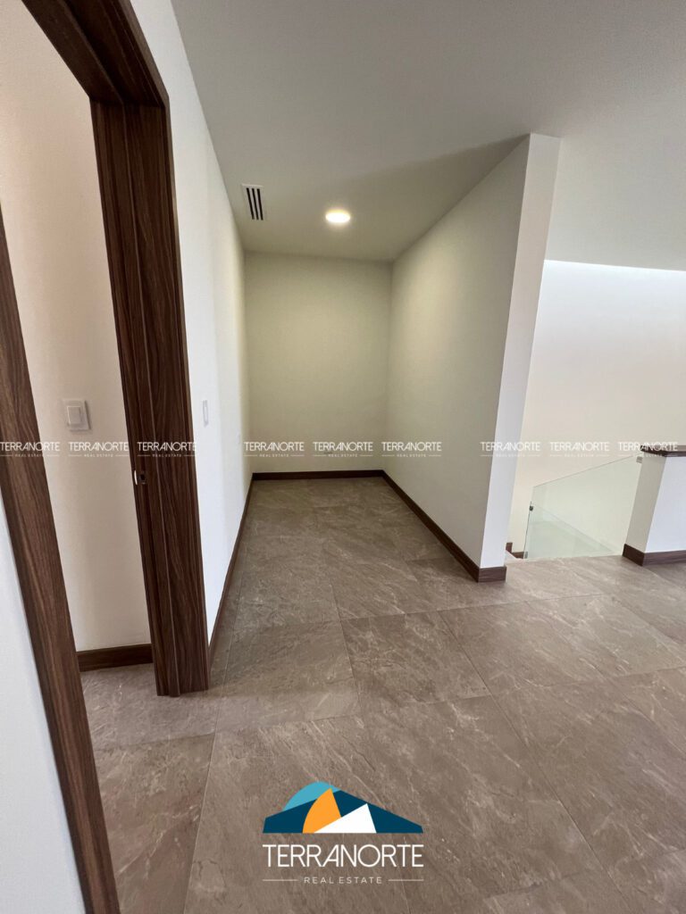 C1A1515E-E97C-4849-A9AD-1C1E14DCC6FE