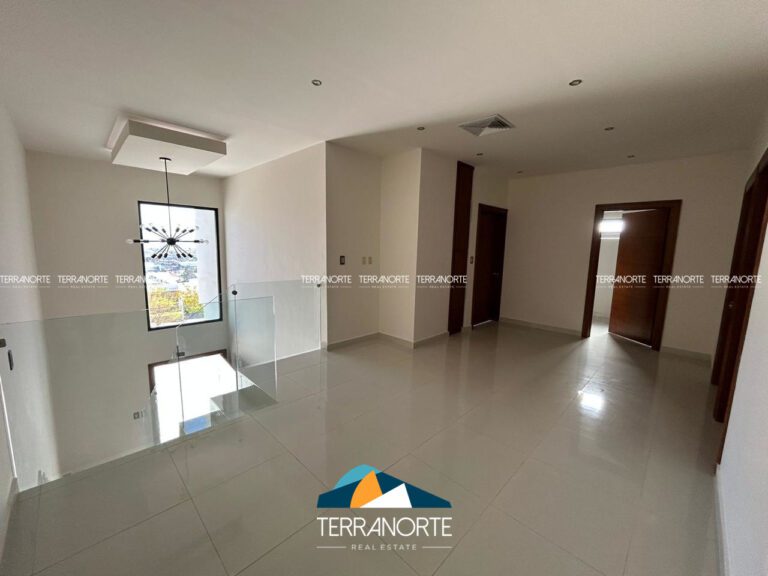 E63FEAD0-D561-4297-B23F-E03CCE35852C