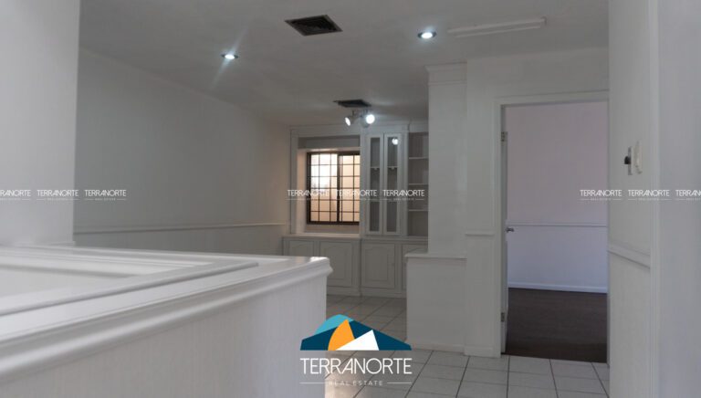 F194557C-17D6-4D31-B81A-5C7B8CF2E8D3